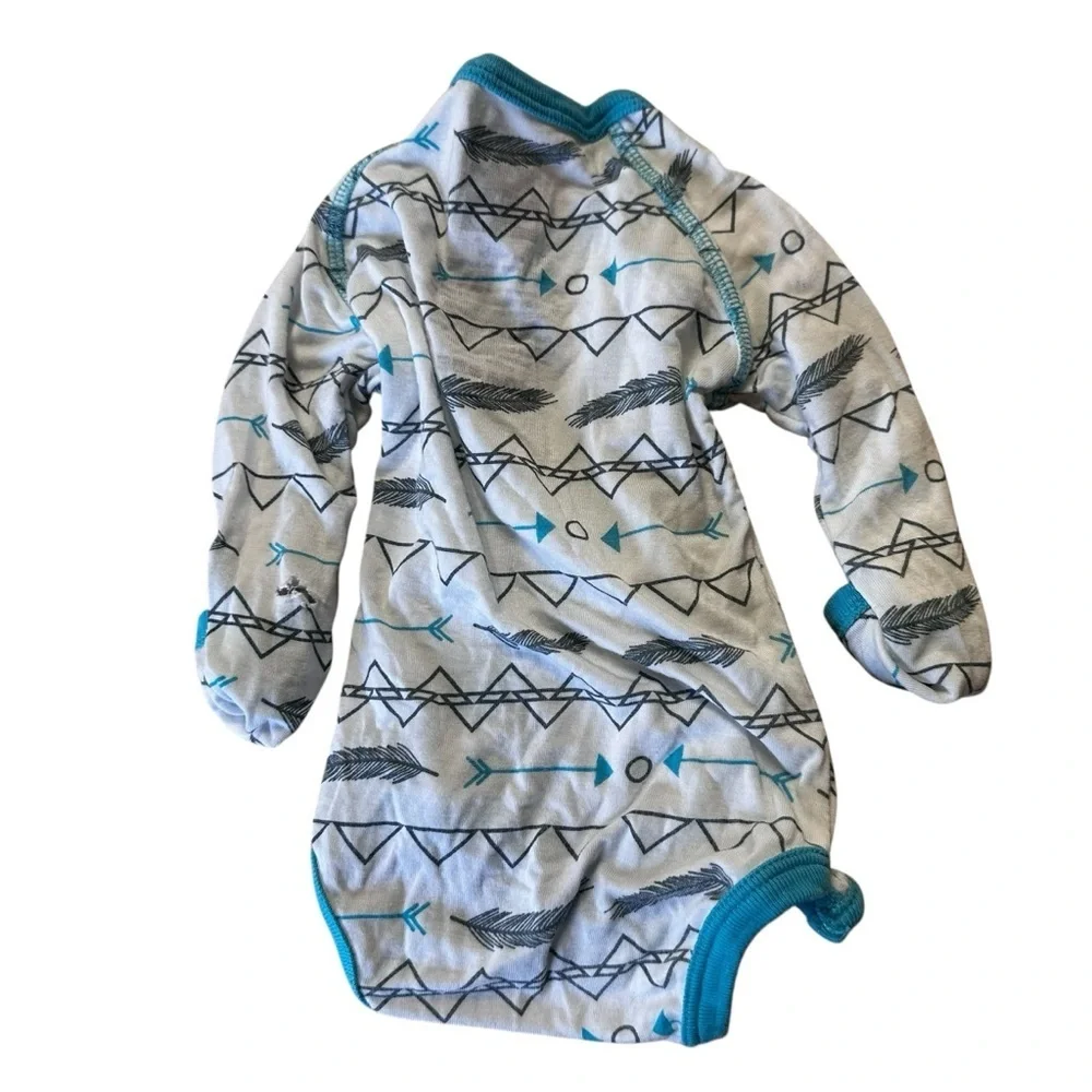 Kickee Pants Blue Feather Arrow Print Kimono Long Sleeve Onesie Size 0-3 Months